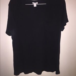 Old navy black one pocket tee XL